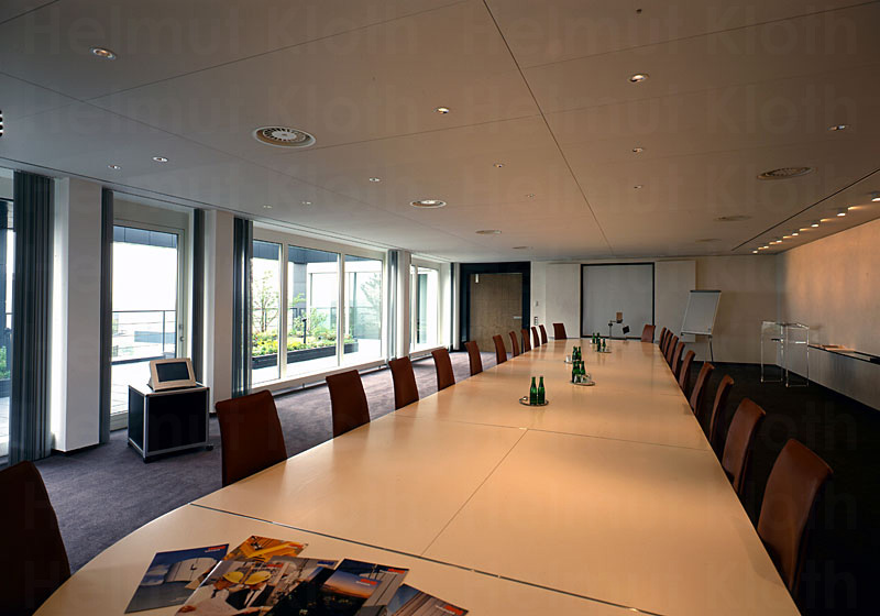 &copy; Helmut Kloth: STEAG Hauptverwaltung (Essen)